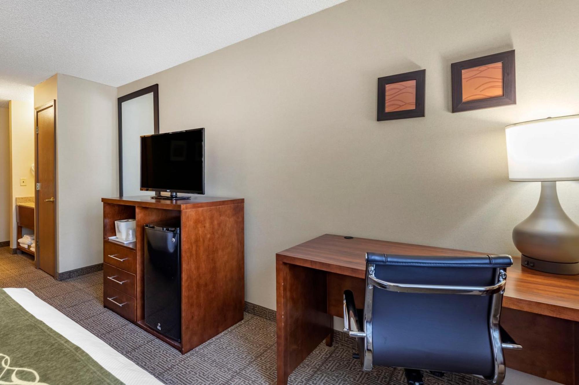 Comfort Inn Denver West Arvada Station Wheat Ridge Exterior foto