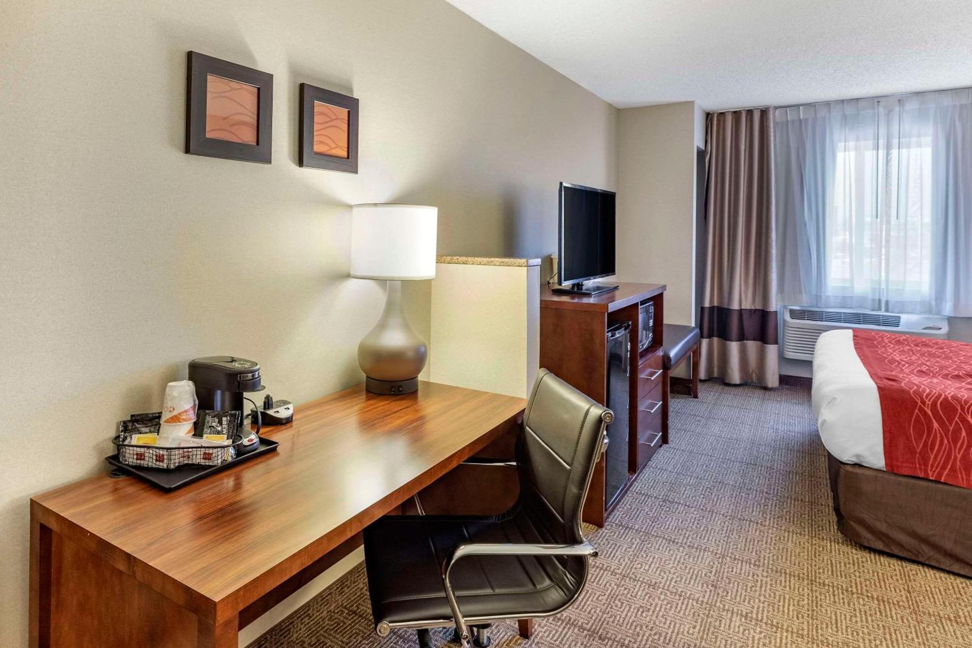 Comfort Inn Denver West Arvada Station Wheat Ridge Exterior foto