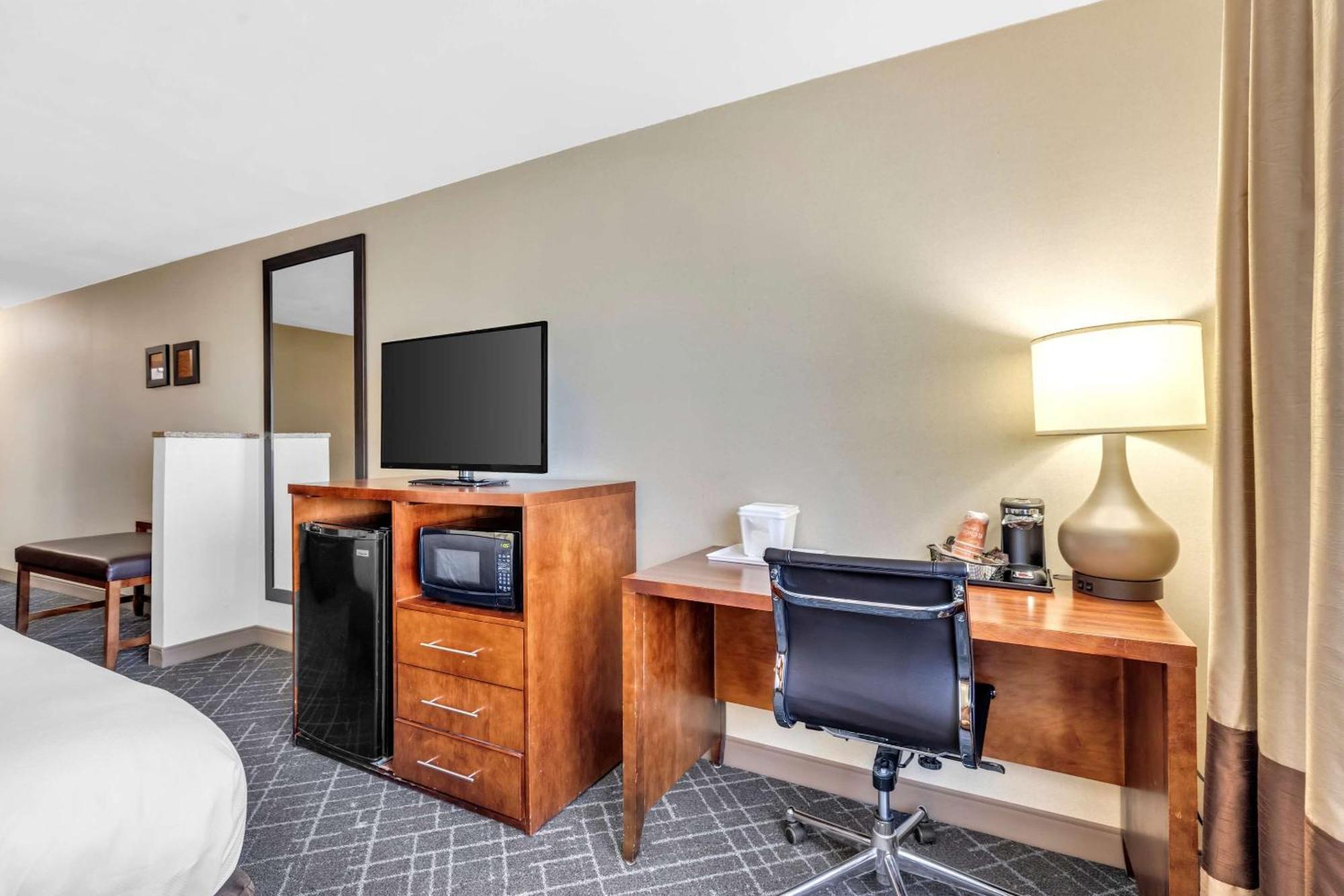Comfort Inn Denver West Arvada Station Wheat Ridge Exterior foto